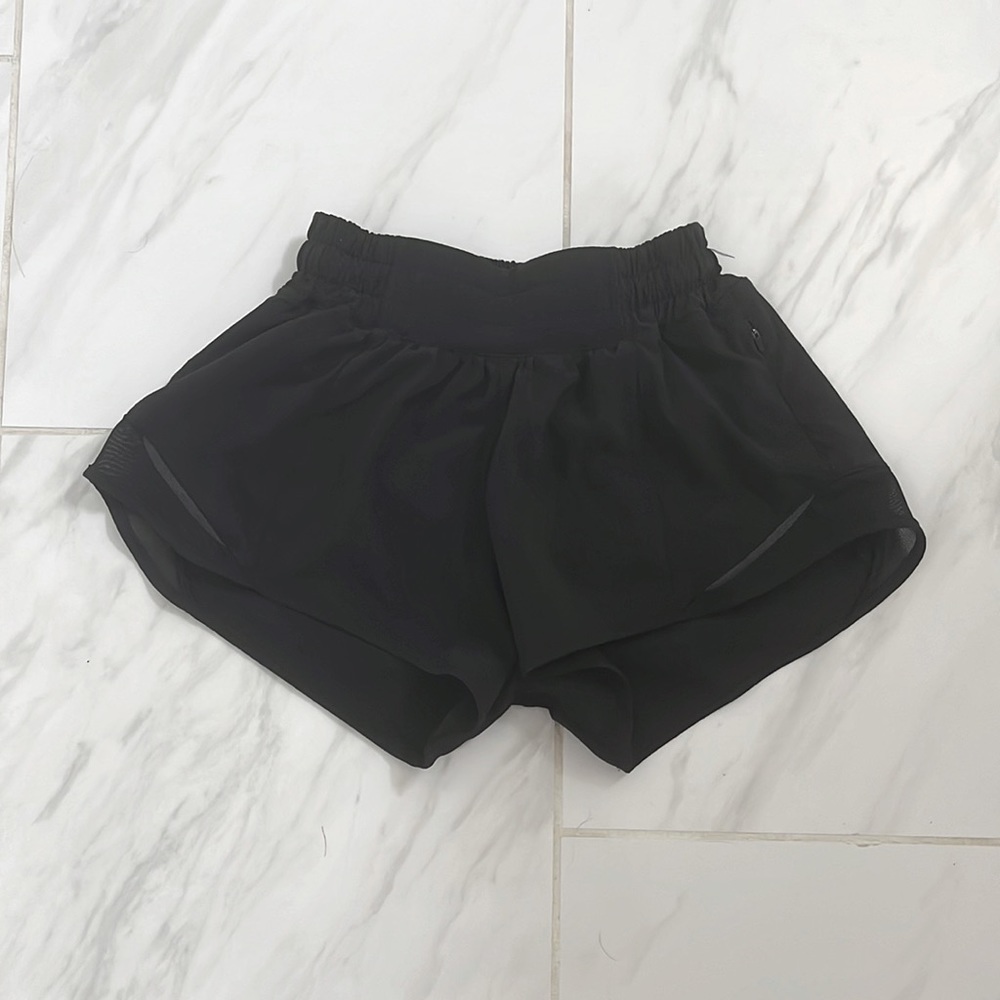 Size 0 Black lululemon hotty hot shorts